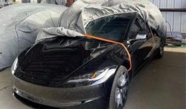 最新款特斯拉爆料,颠覆性设计，智能驾驶再升级